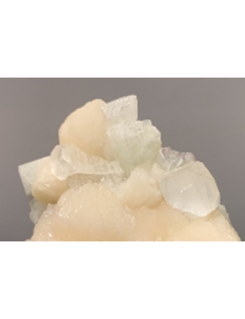 白幽天然水晶石