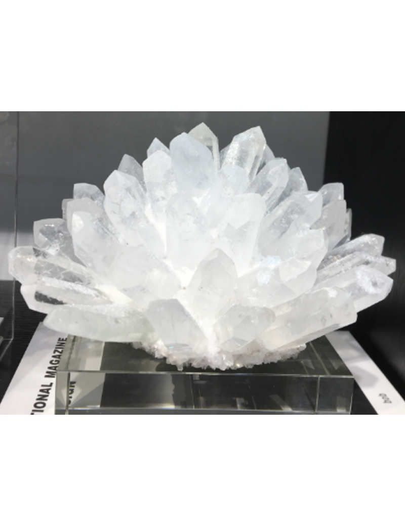 白雪石