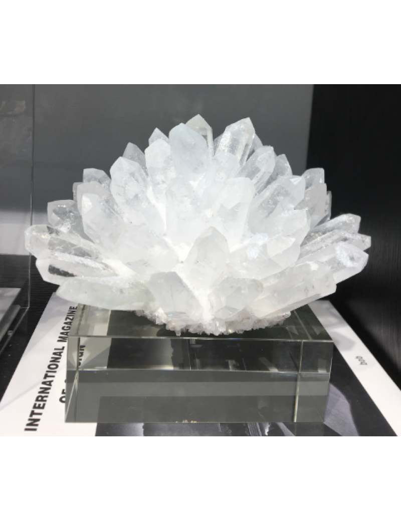 白雪石